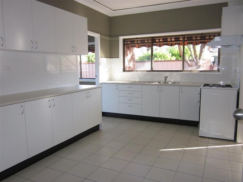 1 Allen Street, South Wentworthville NSW 2145