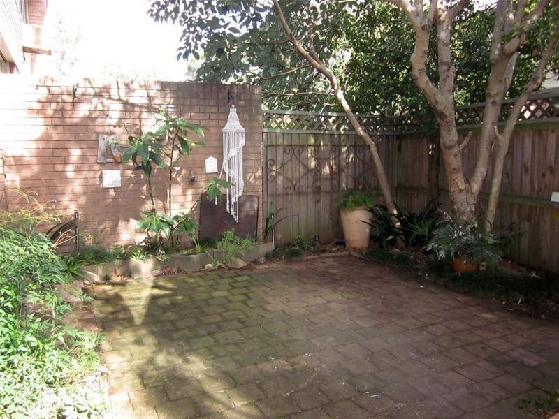 11/2-12 Frances Street, Northmead NSW 2152