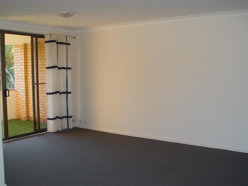 6/27-33 The Trongate, Granville NSW 2142