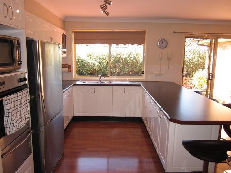 16 Burns Close, Rooty Hill NSW 2766