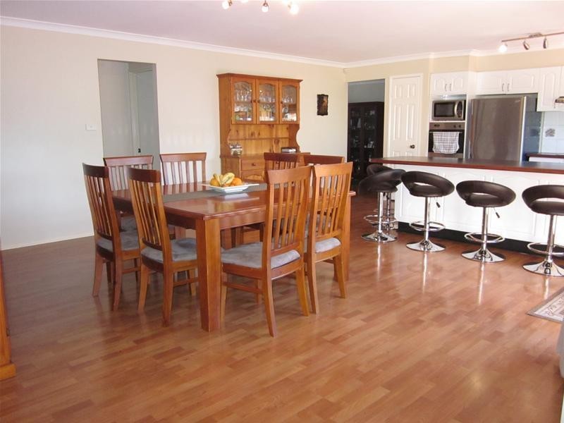 16 Burns Close, Rooty Hill NSW 2766