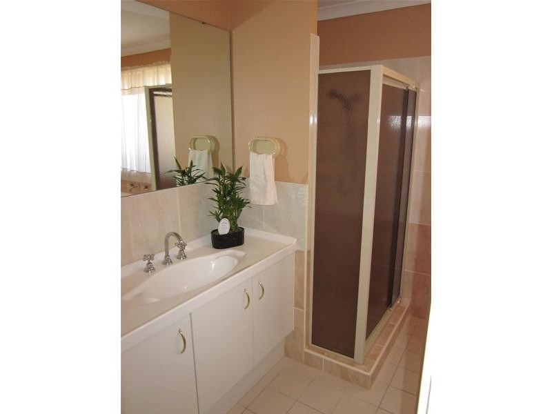 16 Burns Close, Rooty Hill NSW 2766