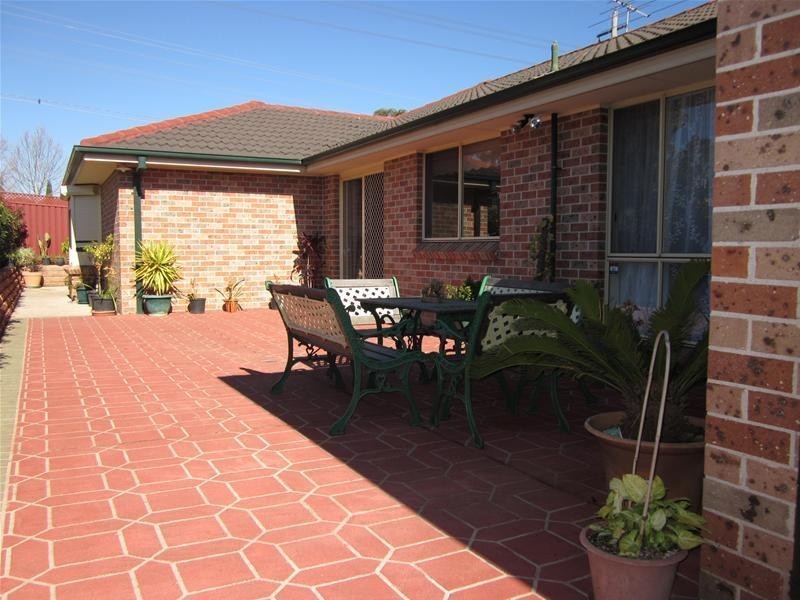 16 Burns Close, Rooty Hill NSW 2766