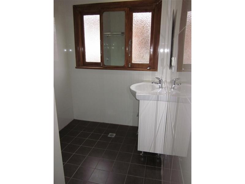 2 Mombri Street, Merrylands NSW 2160