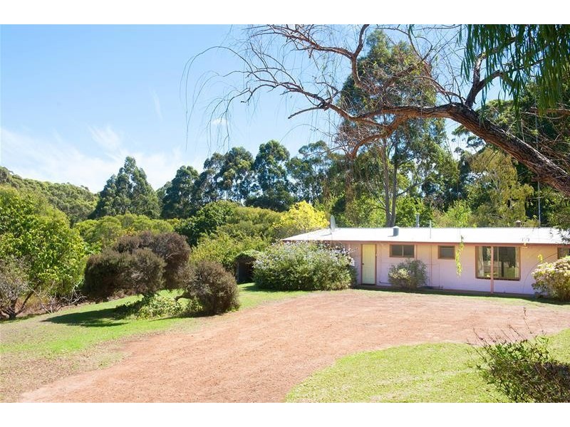 97 Illawarra Avenue, Margaret River WA 6285