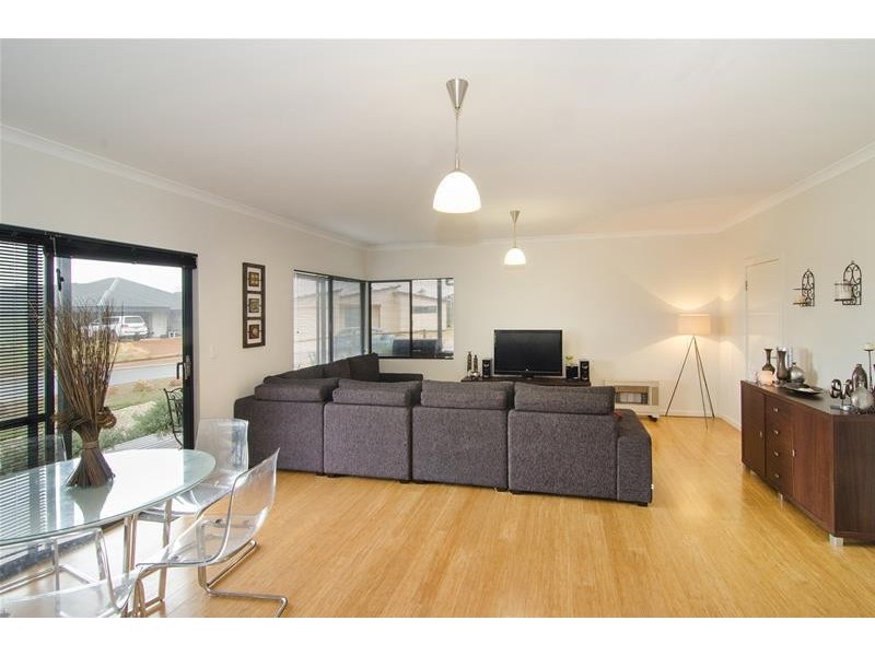 83 Brookfield Avenue, Margaret River WA 6285