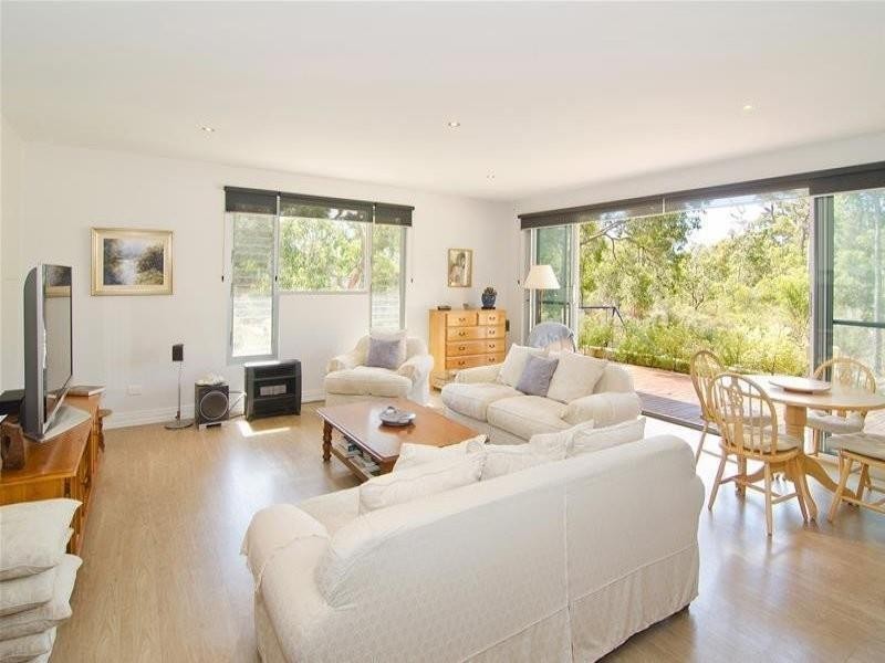 16 Sanctuary Circle, Cowaramup WA 6284