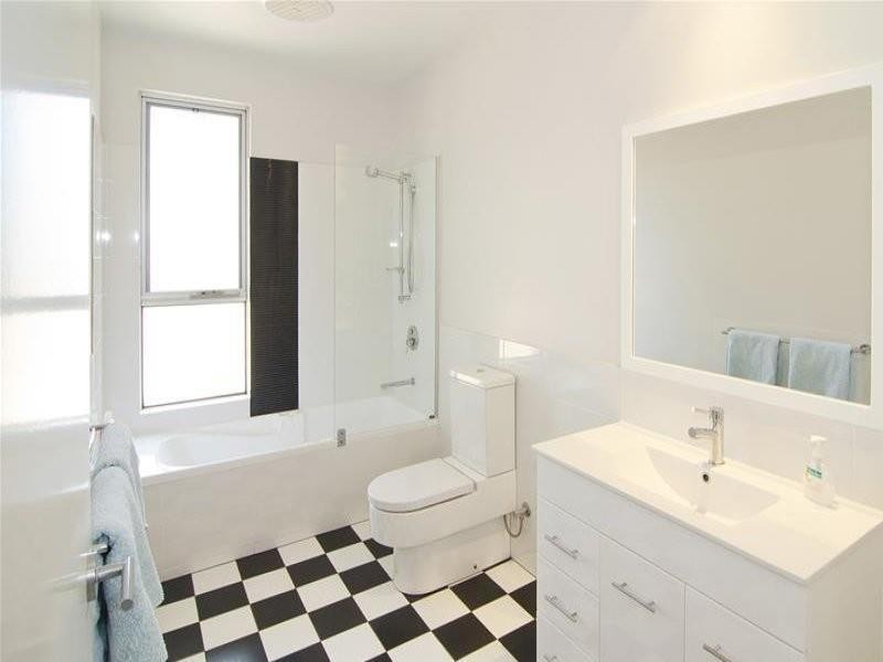 16 Sanctuary Circle, Cowaramup WA 6284