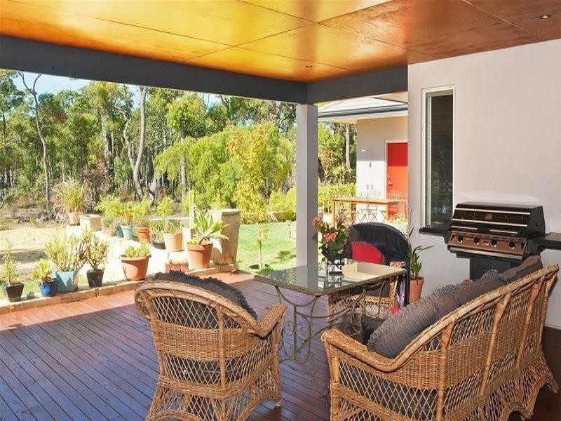 16 Sanctuary Circle, Cowaramup WA 6284