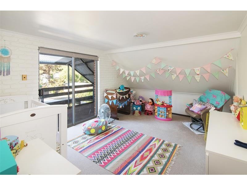 9 Elizabeth Street, Margaret River WA 6285