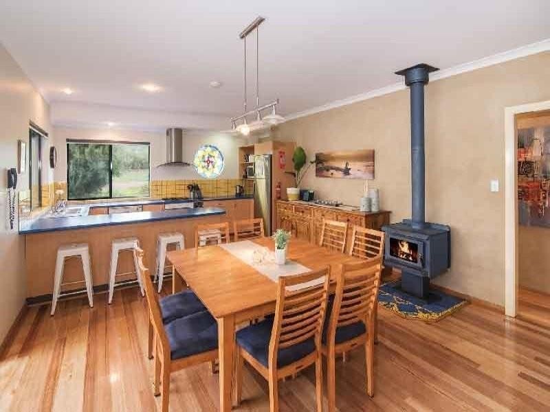 10 Marmaduke Point Drive, Gnarabup WA 6285