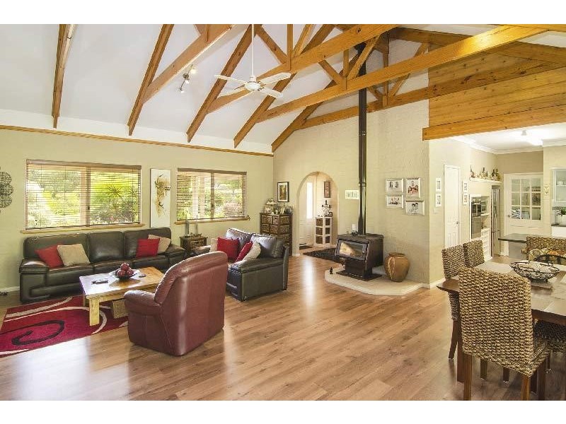 31 Mansfield  Avenue, Margaret River WA 6285