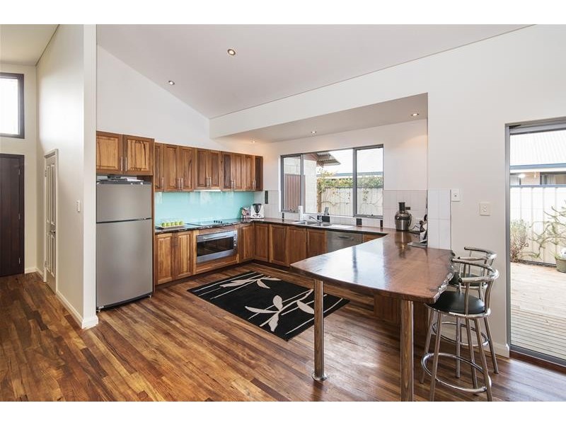 6 Wattle Place, Margaret River WA 6285