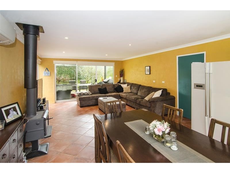 17 Karri Loop, Margaret River WA 6285