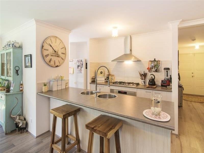 77 Brookfield Avenue, Margaret River WA 6285