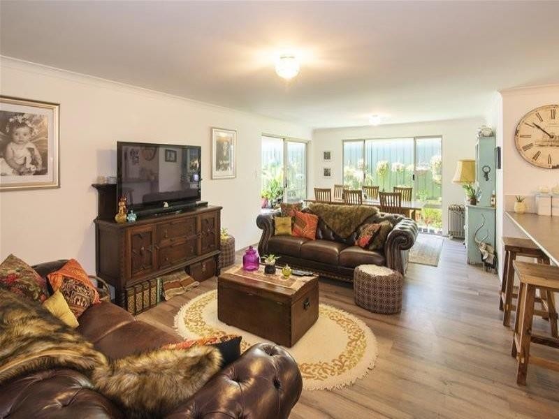 77 Brookfield Avenue, Margaret River WA 6285