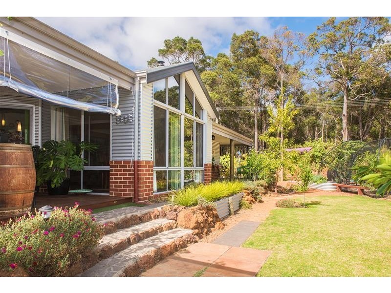 19 Mammoth Street, Witchcliffe WA 6286