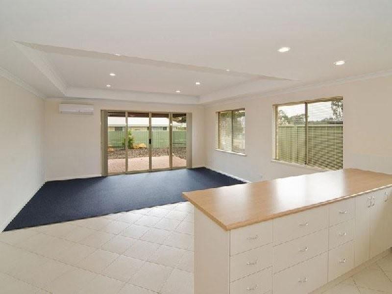 2/14 Olearia Crescent, Margaret River WA 6285