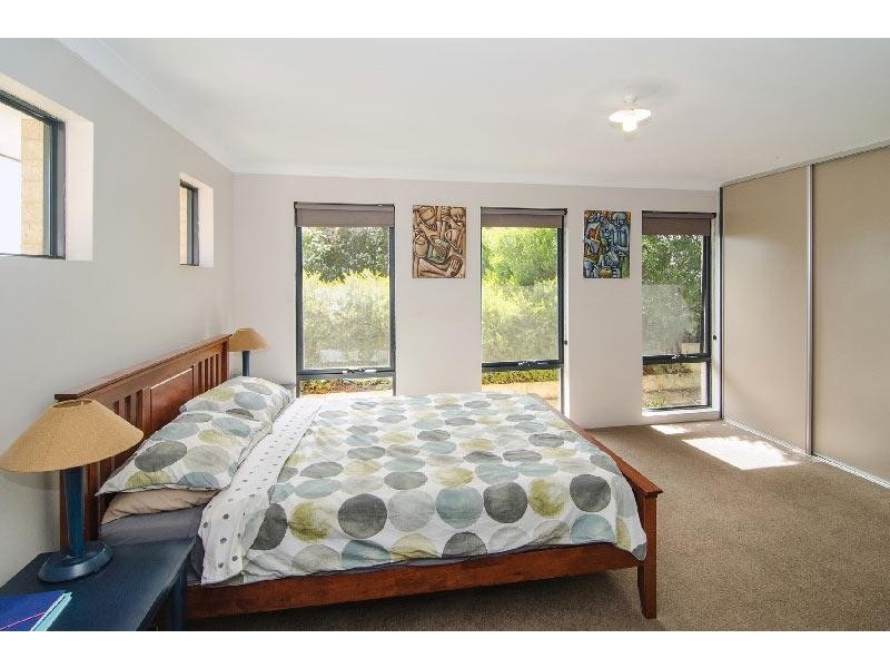 5 Lambertia Terrace, Margaret River WA 6285