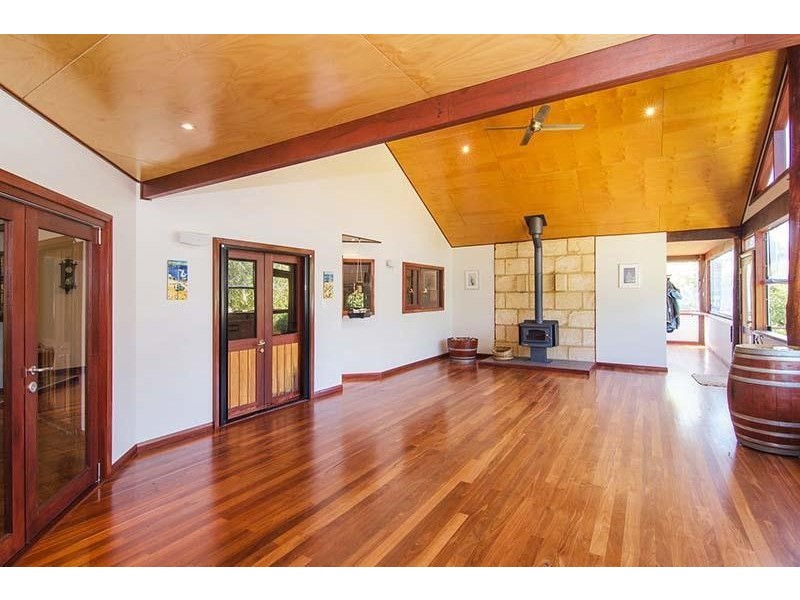 4 Cowara Court, Cowaramup WA 6284