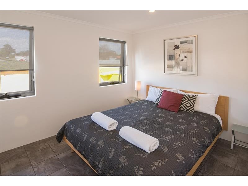 8/23 Fearn Avenue, Margaret River WA 6285