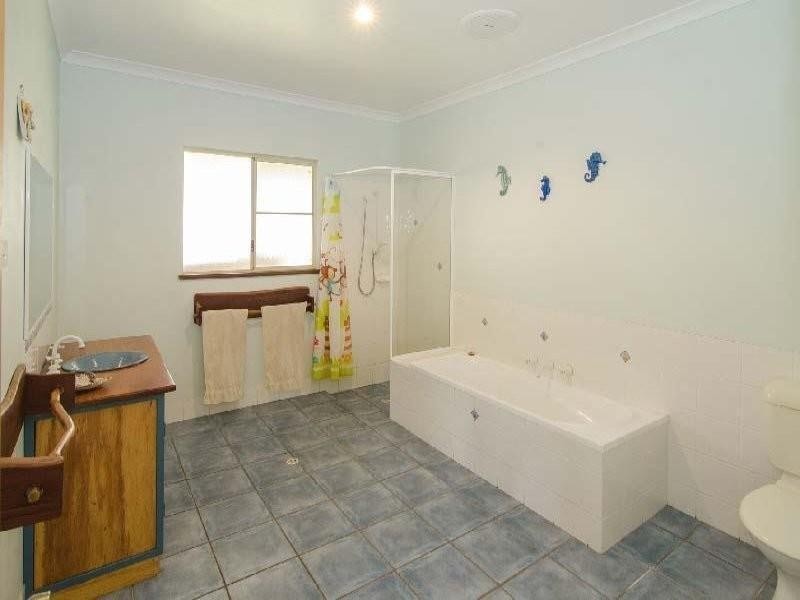 17 Duggan Drive, Cowaramup WA 6284