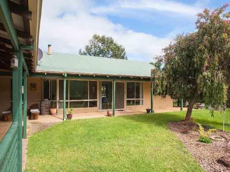 17 Duggan Drive, Cowaramup WA 6284