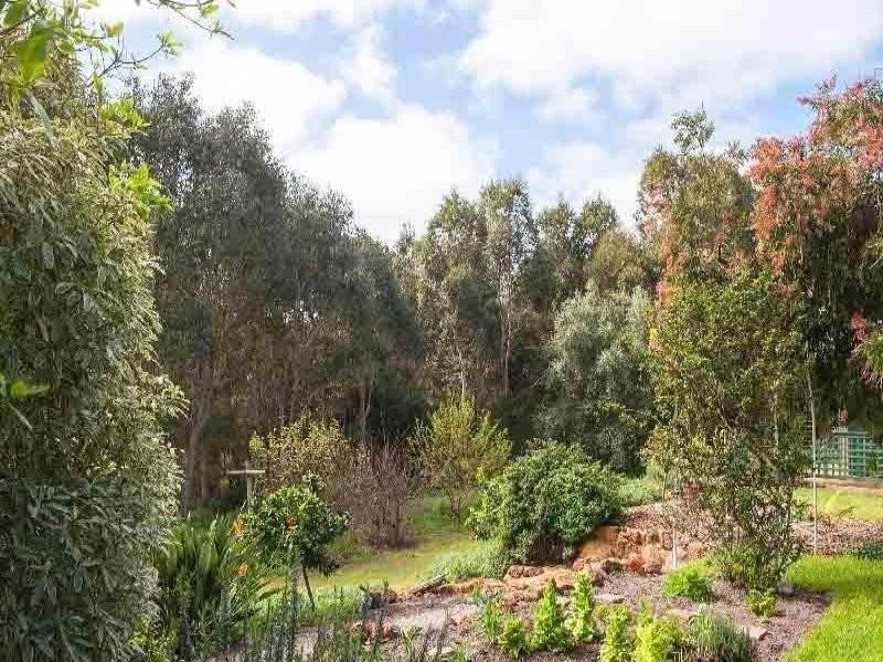 17 Duggan Drive, Cowaramup WA 6284