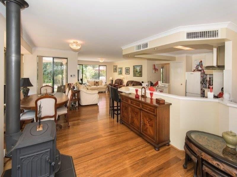 Chardonnay Avenue, Margaret River WA 6285