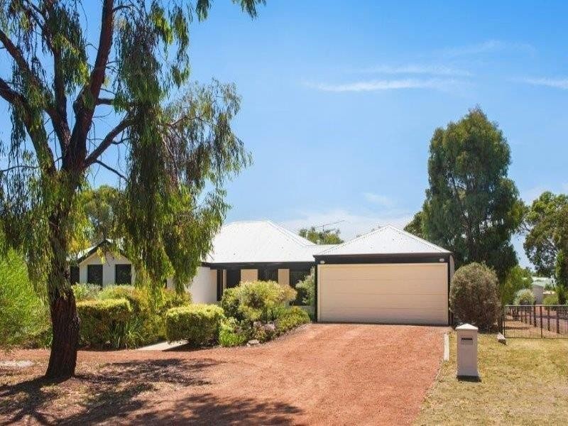 Chardonnay Avenue, Margaret River WA 6285