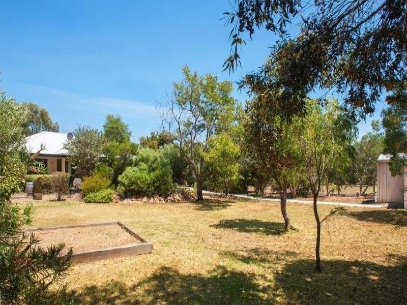 Chardonnay Avenue, Margaret River WA 6285