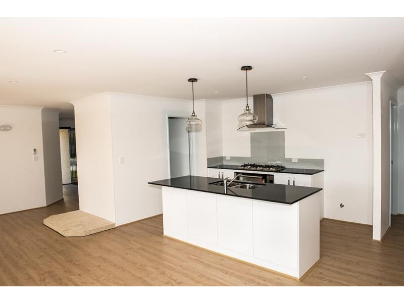 5 Jansonia Avenue, Margaret River WA 6285