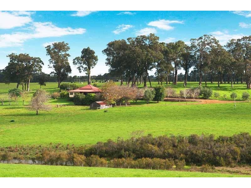 960 Osmington Road, Osmington WA 6285