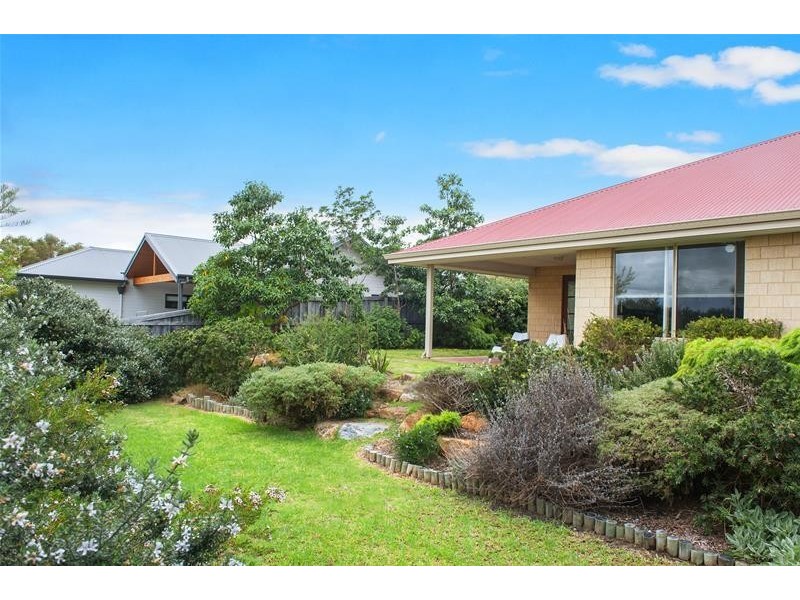 4 The Avenue, Margaret River WA 6285