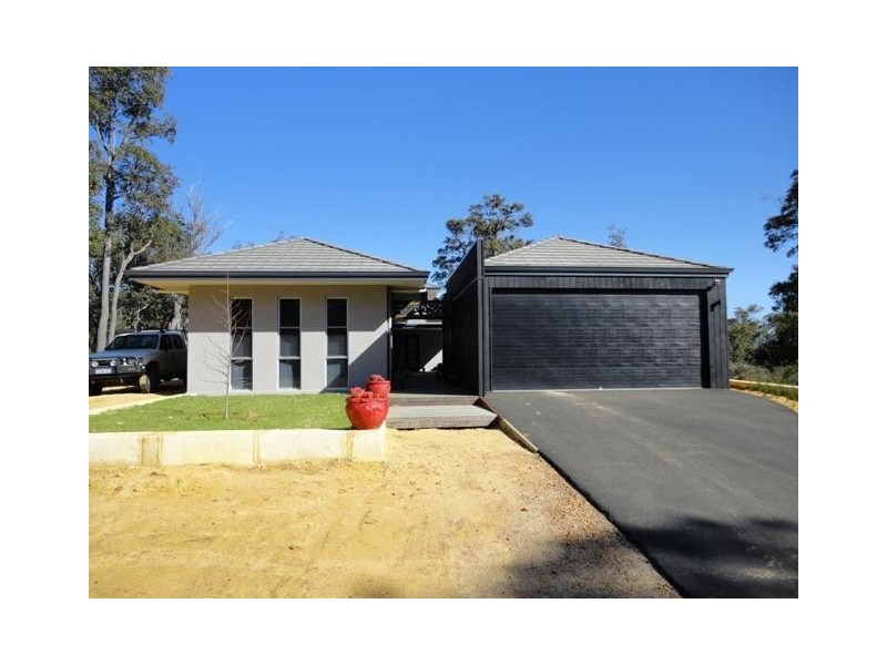 16 Sanctuary Circle, Cowaramup WA 6284