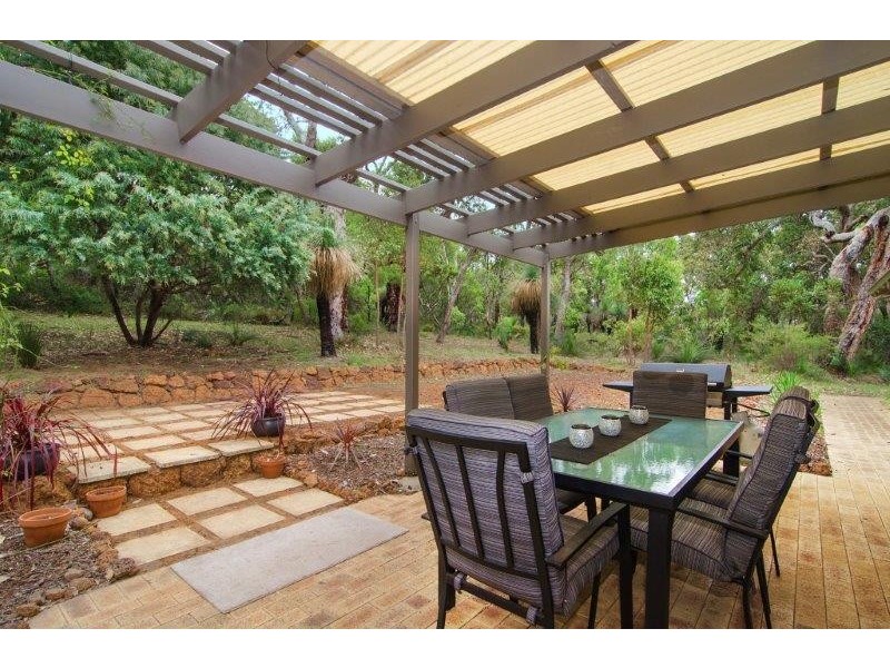 6 Squires Road, Redgate WA 6286