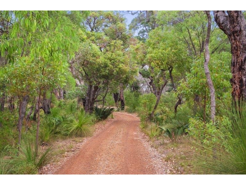 6 Squires Road, Redgate WA 6286