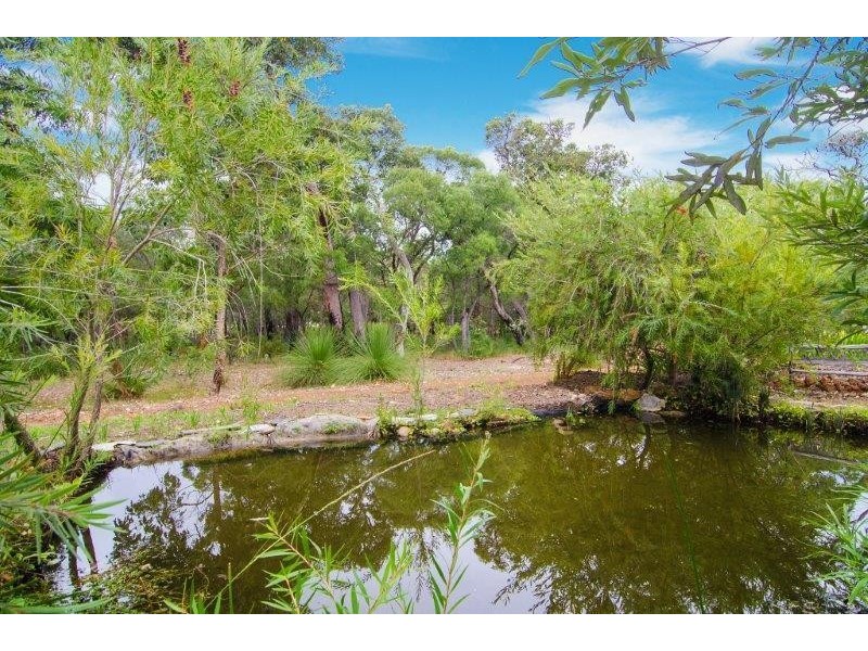 6 Squires Road, Redgate WA 6286