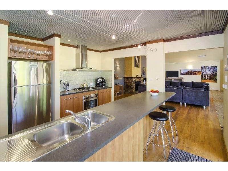 14 East Willmott Avenue, Margaret River WA 6285