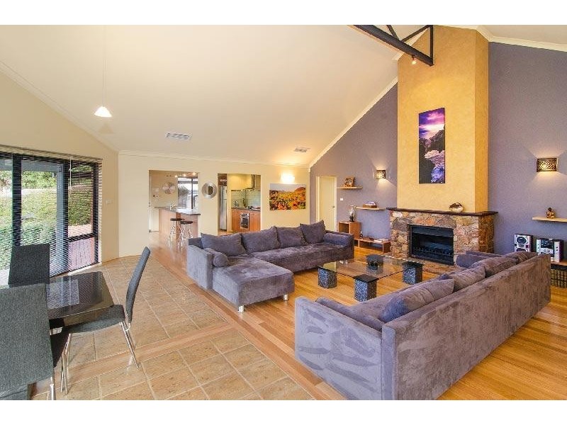 14 East Willmott Avenue, Margaret River WA 6285