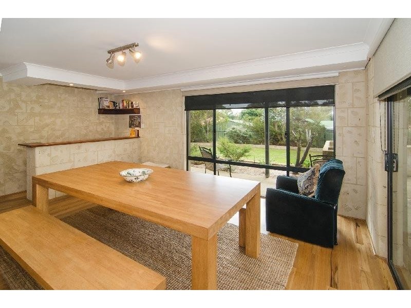 22 Casselton Grove, Margaret River WA 6285