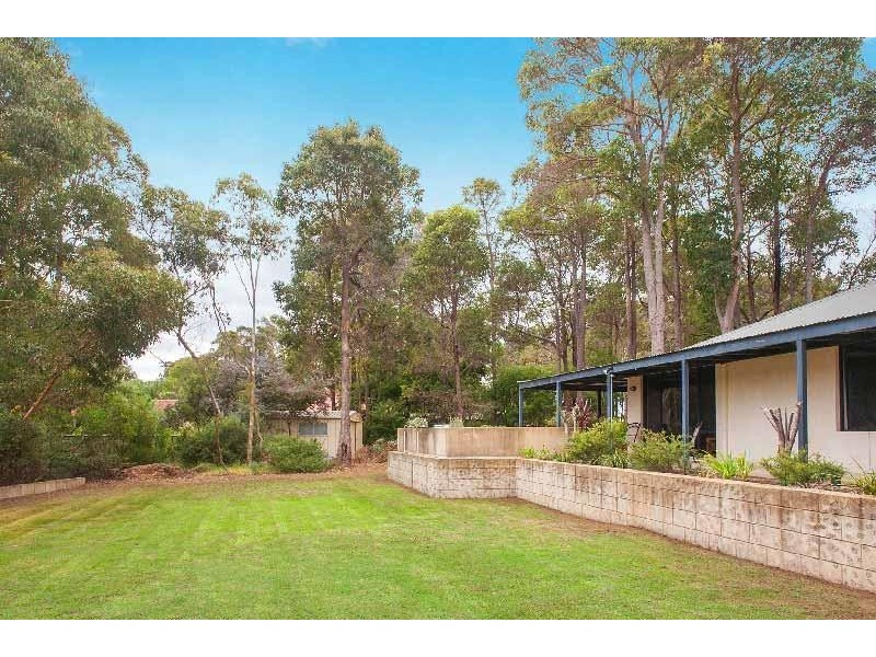 22 Casselton Grove, Margaret River WA 6285