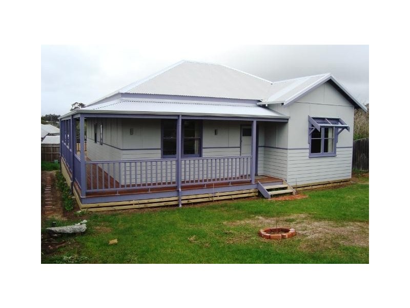 14 Spinebill Ramble, Margaret River WA 6285