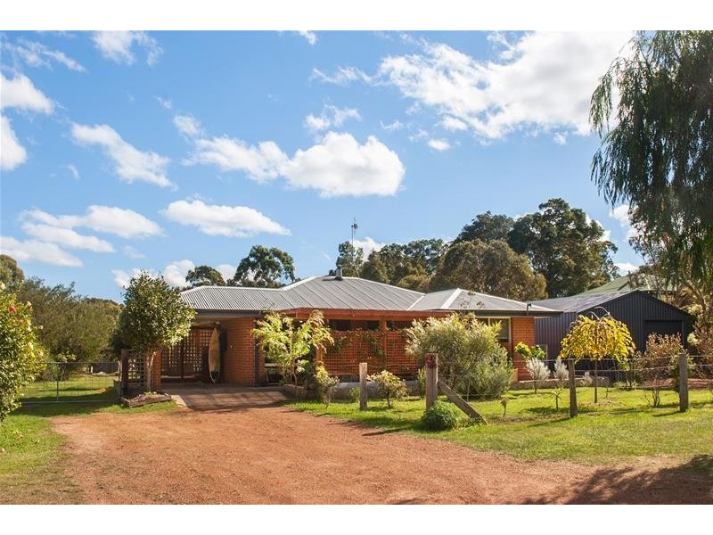 24 Mansfield Avenue, Margaret River WA 6285