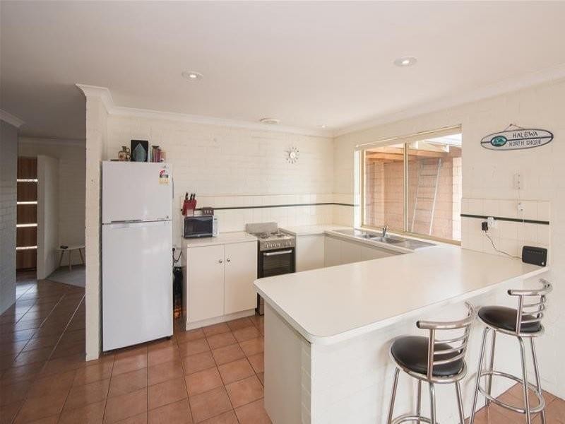 6A Lesalan Place, Margaret River WA 6285