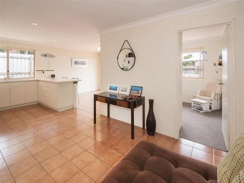 6A Lesalan Place, Margaret River WA 6285