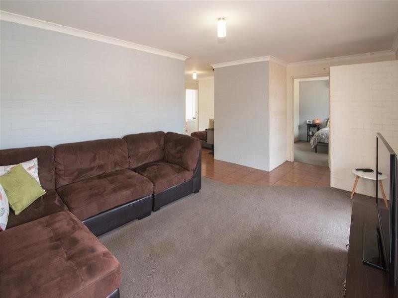 6A Lesalan Place, Margaret River WA 6285