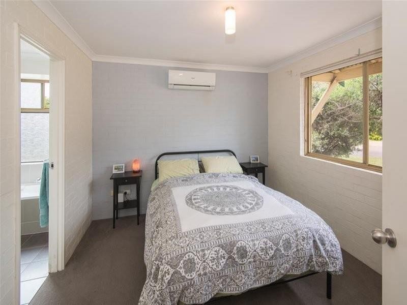 6A Lesalan Place, Margaret River WA 6285