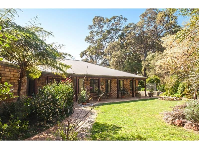 241 Illawarra Avenue, Margaret River WA 6285