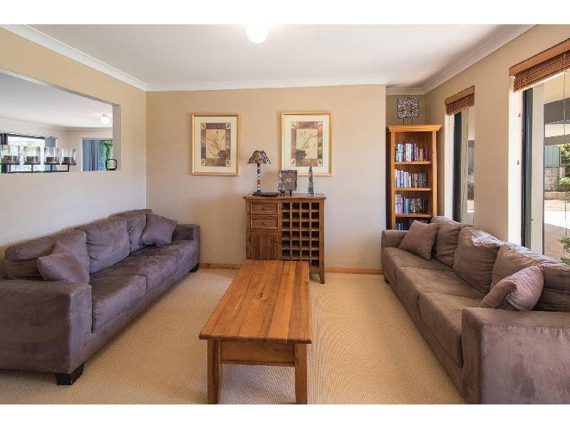 5 Kunzea Loop, Margaret River WA 6285